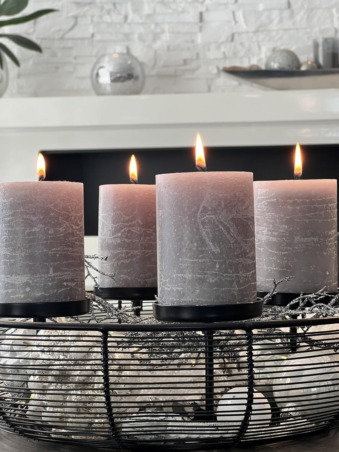 Brandsseller Stumpenkerze 4er Set 7x7,5 cm Weihnachtskerze Adventskranz Grau 7 x 7,5cm | 4er-Set Gra