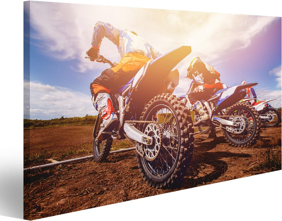 islandburner Bild auf Leinwand Dreckiges Fahrrad. Team Motocross auf Fahrrad Motorrad ist Start-Stra