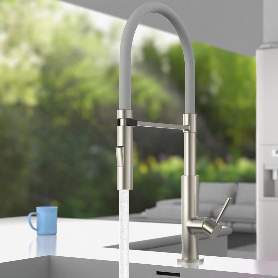 Schütte 23138 Design Spültischarmatur mit auswechselbaren Soft Touch Schlauch, 360 Grad schwenkbarer