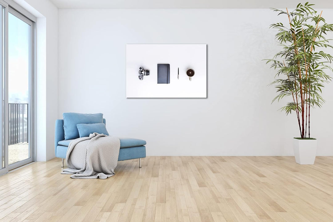 deyoli Stillleben einer Kamera und Notebook im Format: 80x60 als Leinwandbild, Motiv fertig gerahmt