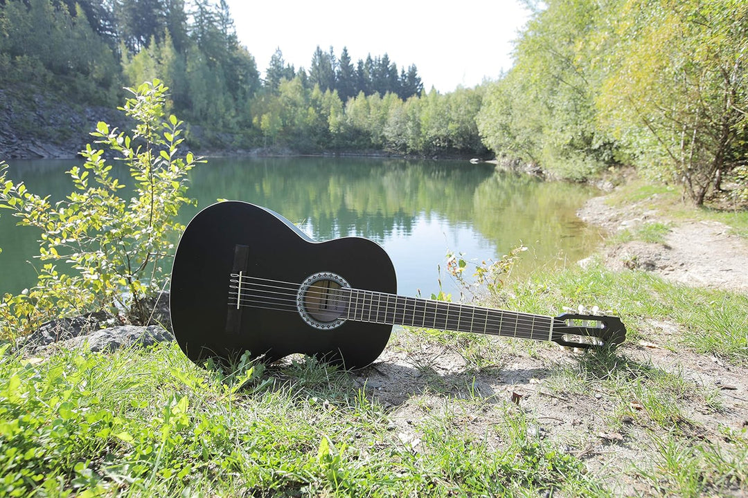 PURE GEWA Klassikgitarre BasicPlus 4/4 schwarz Schwarz 4/4 Konzertgitarre, Schwarz 4/4 Konzertgitarr
