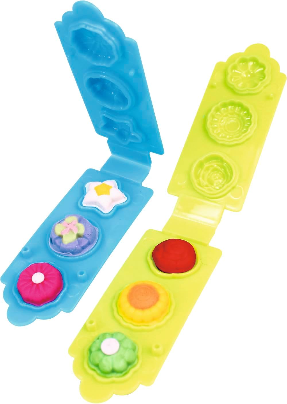 Simba 106326054 - Art und Fun Knetset Einhorn im Koffer, Plattform zum Bespielen, 4x30g Knete, 15 Te
