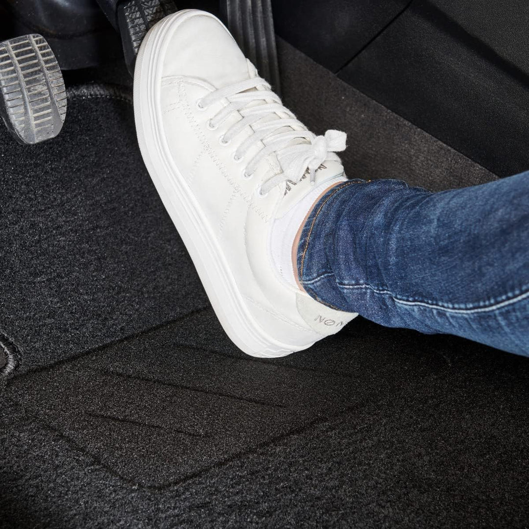 DBS - Autoteppich - Massgeschneidert für 208 - Mit Befestigungsclips - Antirutschmatten - 4 Stück