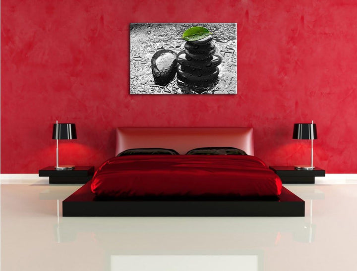 Pixxprint Zensteinturm im Regen als Leinwandbild/Grösse: 100x70 cm/Wandbild/Kunstdruck/fertig bespan