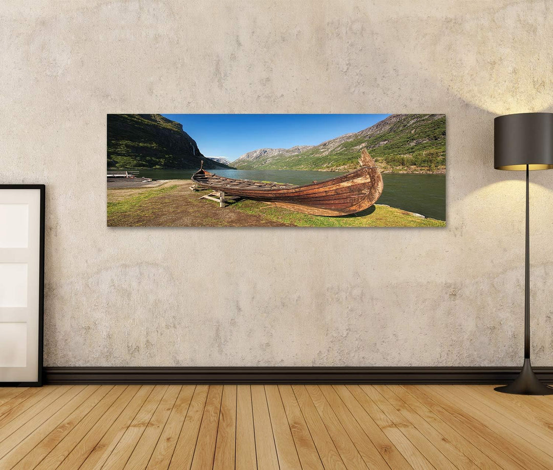islandburner Bild auf Leinwand Altes Wikingerboot Im Dorf Gudvangen Bei Flam Norwegen Bilder Wandbil