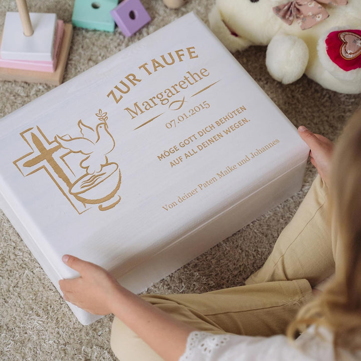 LAUBLUST Holzkiste mit Gravur - Personalisiert mit Name | Datum | WIDMUNG - Weiss, Grösse L - Friede
