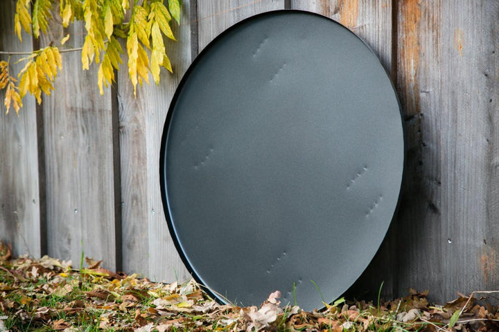 KUHEIGA Bodenplatte für unsere Feuerkörbe Funkenplatte Unterlegplatte Ø: 71cm mit Füssen