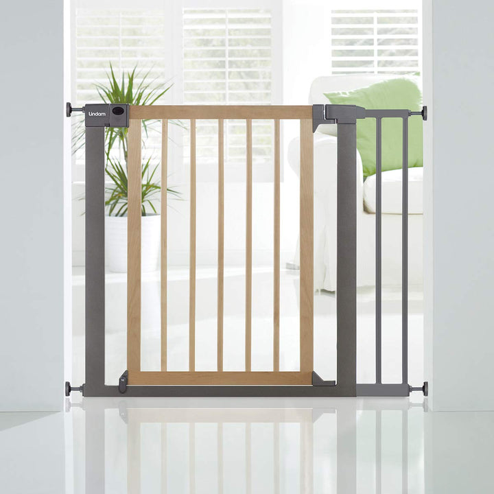 Lindam by Munchkin 14 cm Pressure Fit Universal Gate Extension, Grey