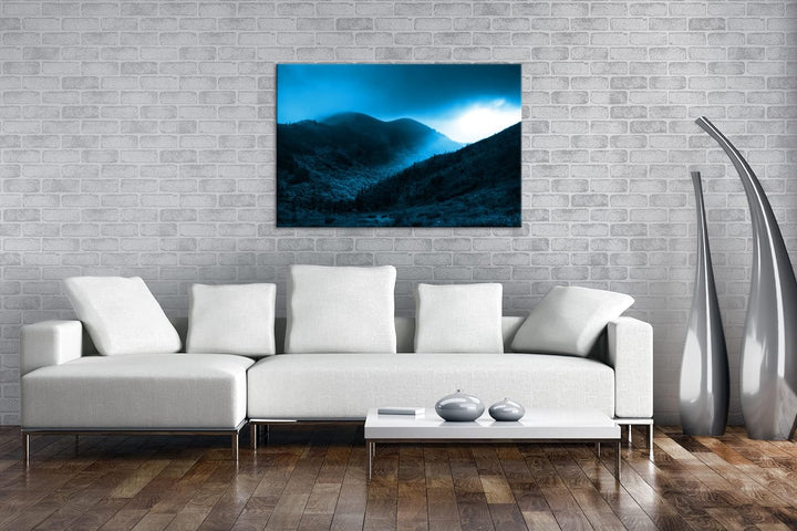 deyoli schöne Berglandschaft mit Wald und Licht Format 80x60 Effekt: Monocrome Blau als Leinwandbild