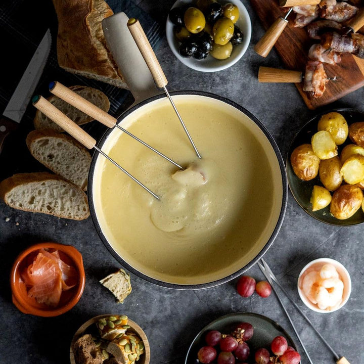 BBQ-Toro Gusseisen Fondue Set für 6 Personen | 2 Liter | Fondueset 9 teilig mit Brenner und Gabeln |