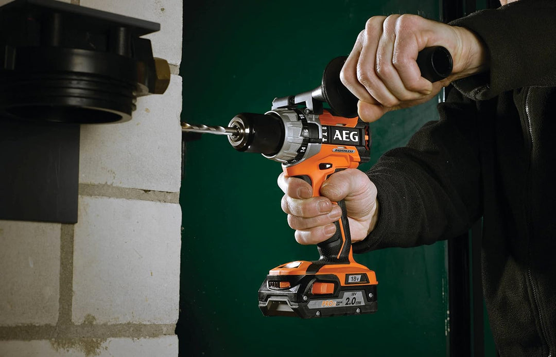 AEG 18 V PRO18V Brushless Akku-Kompakt-Schlagbohrschrauber BSB18C2BL-202C (2-Gang-Getriebe, max. Dre