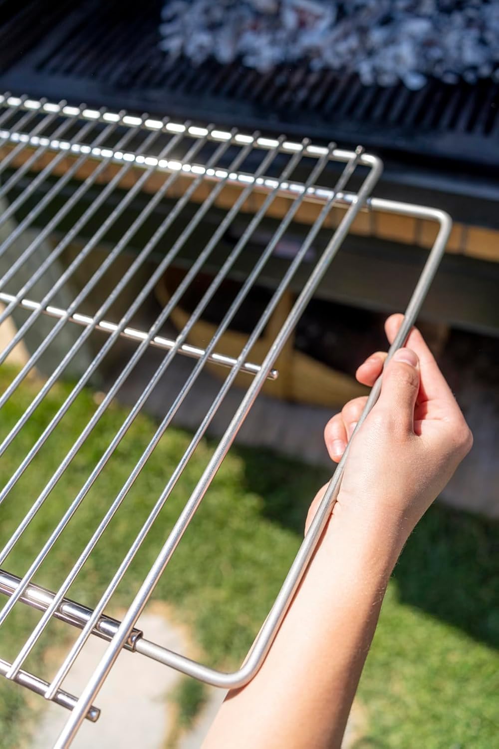 Sauvic 02724-Ausziehbarer Grillrost von 62 bis 72 cm. x 40 cm., Stahl, 63.5x62.5x3 cm, 63.5x62.5x3 c