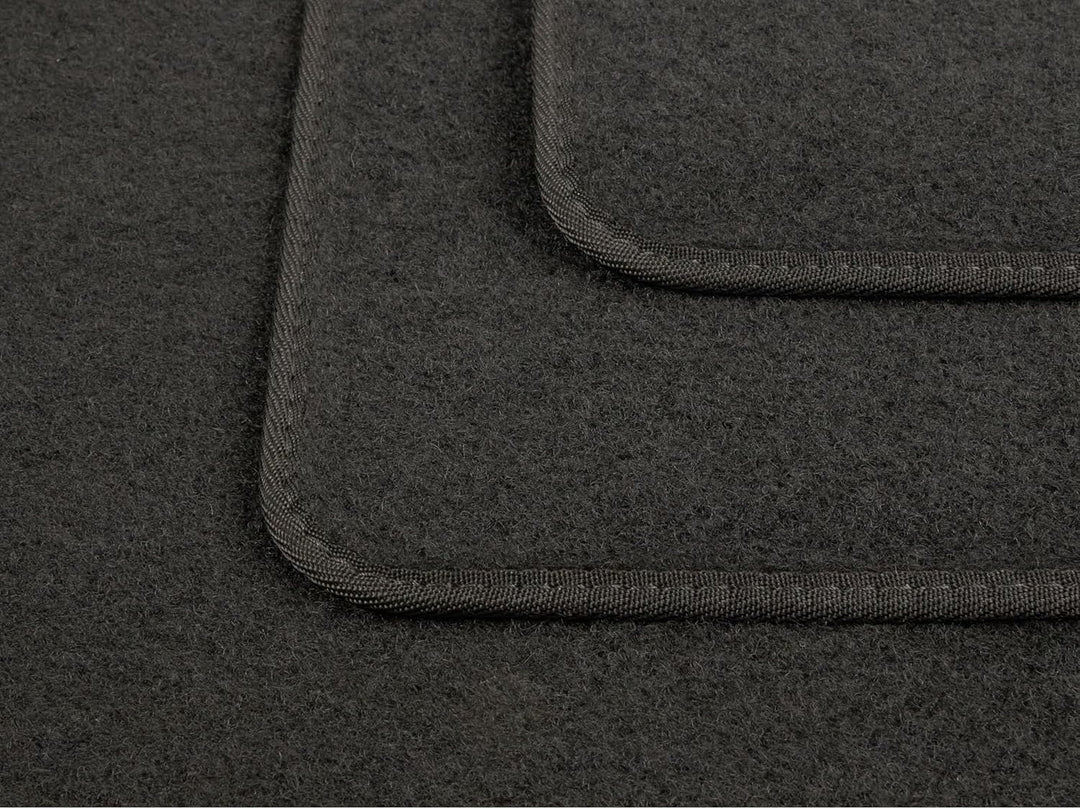 Kovvar Fussmatten passend für Mercedes Vito 108 | 1996-1999 | Ausführung: | 1-teilig | Material: Bas