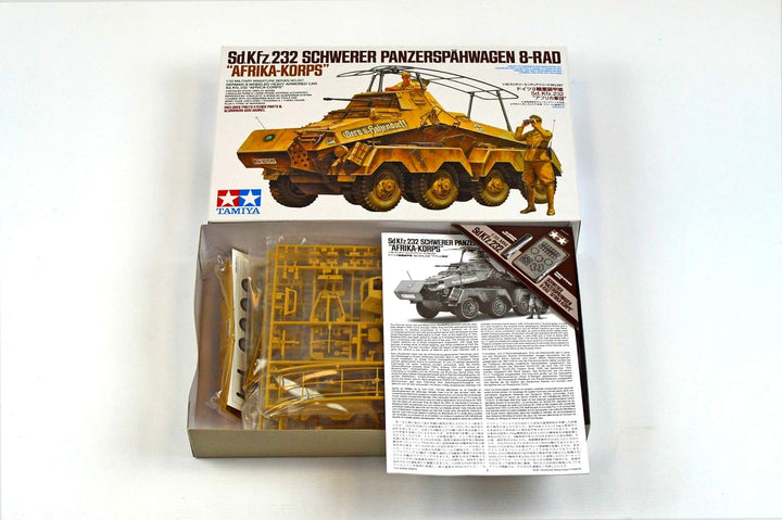 TAMIYA 300035297 - 1:35 WWII Deutsche Sonderkraftfahrzeug 232 SpPz Afrika (2), Braun, Schwarz