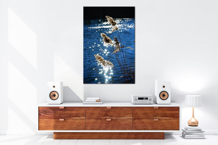 deyoli Schilf mit schimmernden Wasser im Format: 80x60 als Leinwandbild, Motiv fertig gerahmt auf Ec