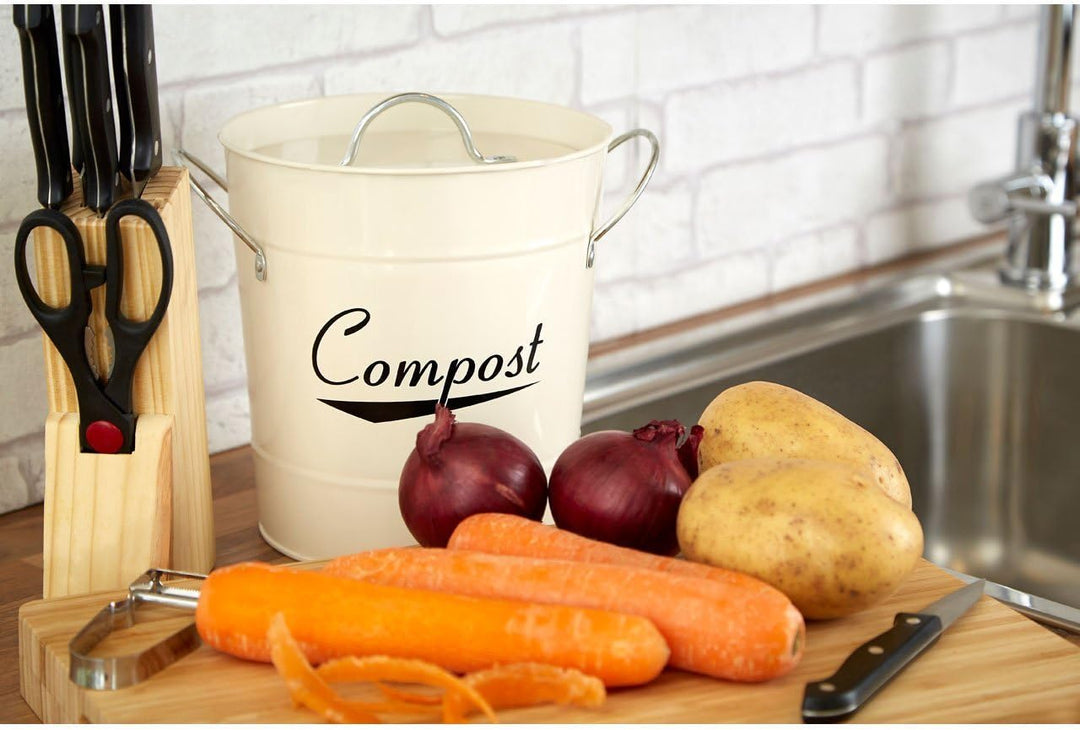 Komposteimer aus verzinktem Stahl (pulverbeschichtet) mit Zink-Griffen, Inneneimer aus Kunststoff, B