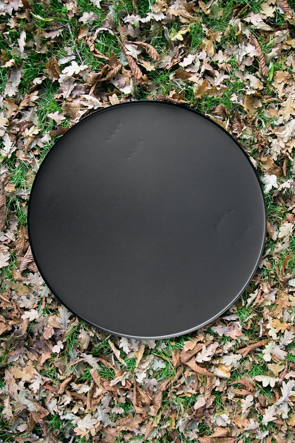 KUHEIGA Bodenplatte für unsere Feuerkörbe Funkenplatte Unterlegplatte Ø: 71cm mit Füssen