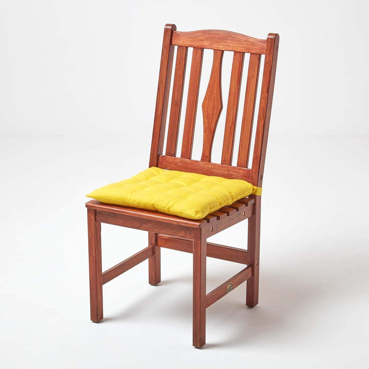 Homescapes 6er Set Stuhlkissen 40 x 40 cm, gelb, Sitzkissen mit Bändern und Knopfverschluss, einfarb