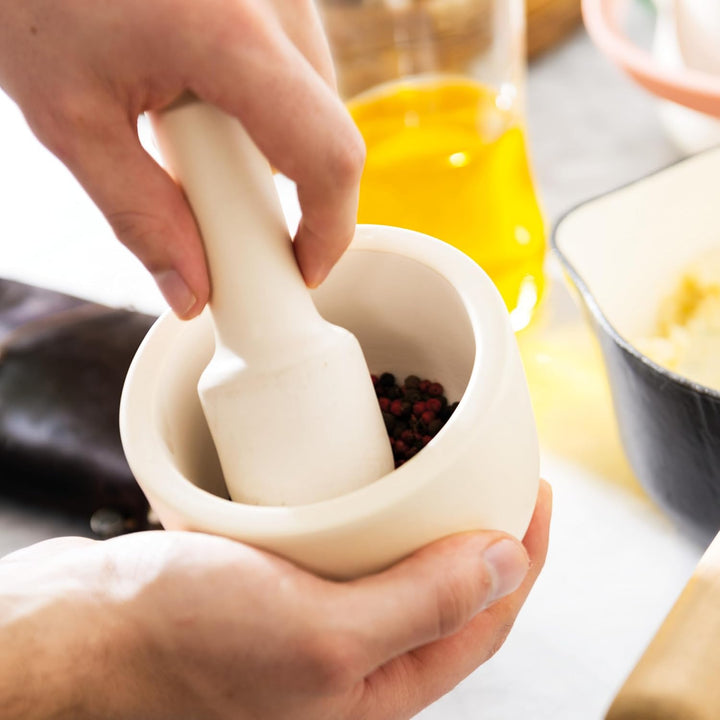 Berghoff Berhoff Mörser und Stössel klein (weiss, Korkdeckel, ideal für Kräuter/Gewürze) 3950032, Ke