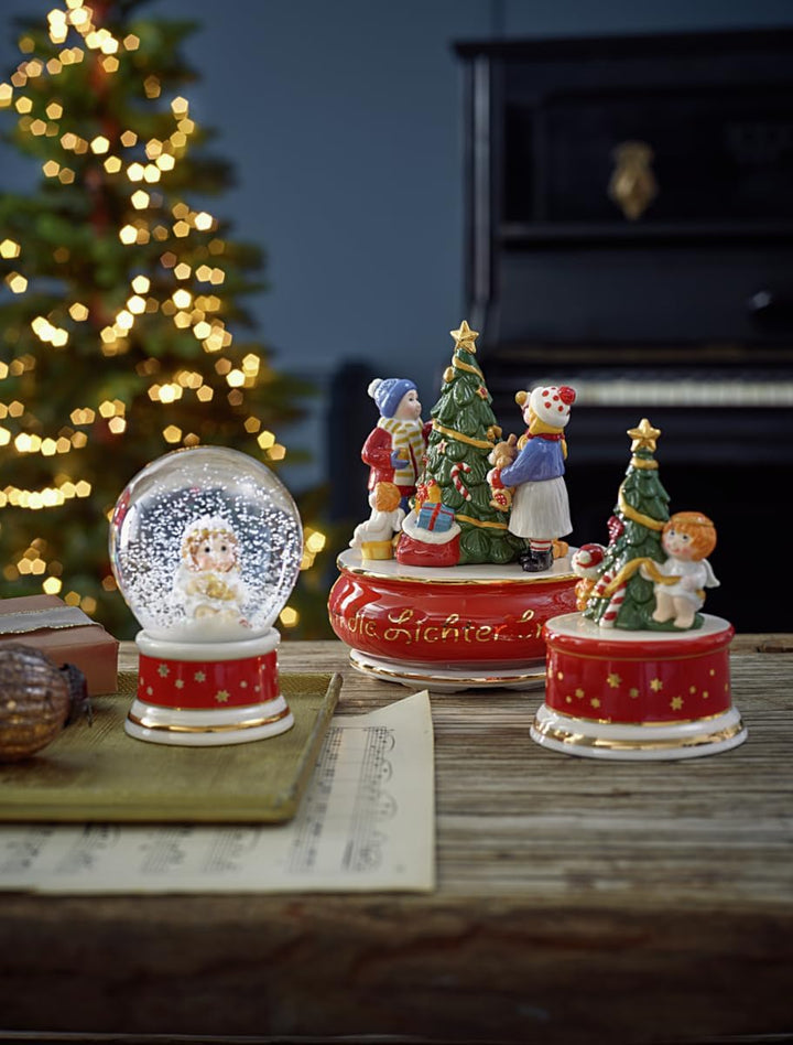 Hutschenreuther Sammelserie 2023 Am Weihnachtsbaum.. Schneekugel