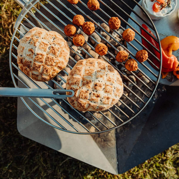 höfats - TRIPLE Grillrost 55 - verwandelt TRIPLE Feuerschale in einen Grill - höhenverstellbar und s