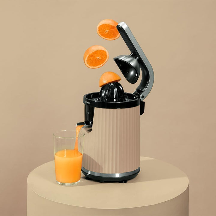 Cecotec Elektrische Zitruspresse mit Arm für Orangen und Zitrusfrüchte Xqueeze RetroJuice 600 Beige.