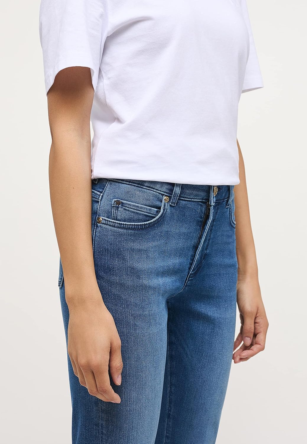 MUSTANG Damen Slim Fit Fit Crosby Relaxed Slim 27 Slim Lang Blau, 27 Slim Lang Blau