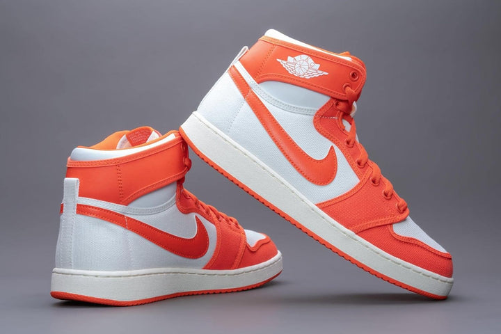 Nike Air Jordan 1 Mid, Herren-Turnschuhe, Volt Black Sail, 42.5 EU 43 EU Rush Orange Weiss Segel, 43
