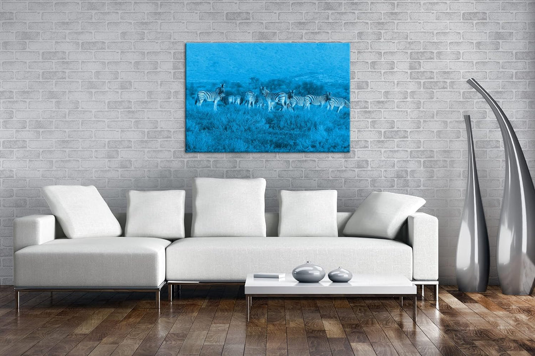 deyoli kleine Zebra Gruppe in der Savanne Format 80x60 Effekt: Monocrome Blau als Leinwandbild, Moti