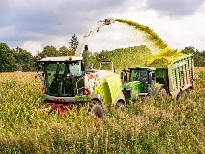CALVENDO Puzzle Claas Jaguar 950 und John Deere 6250R - 1000 Teile Foto-Puzzle für glückliche Stunde