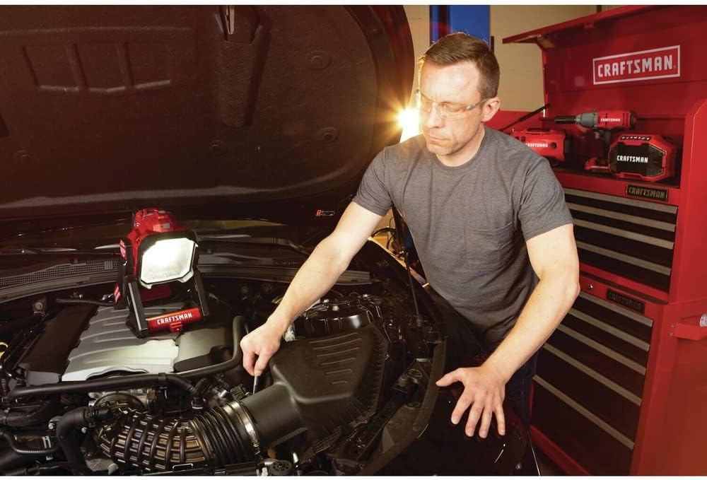 CRAFTSMAN V20* LED-Arbeitsleuchte, kleiner Bereich, nur Werkzeug (CMCL030B) Flächenlicht (nur Werkze