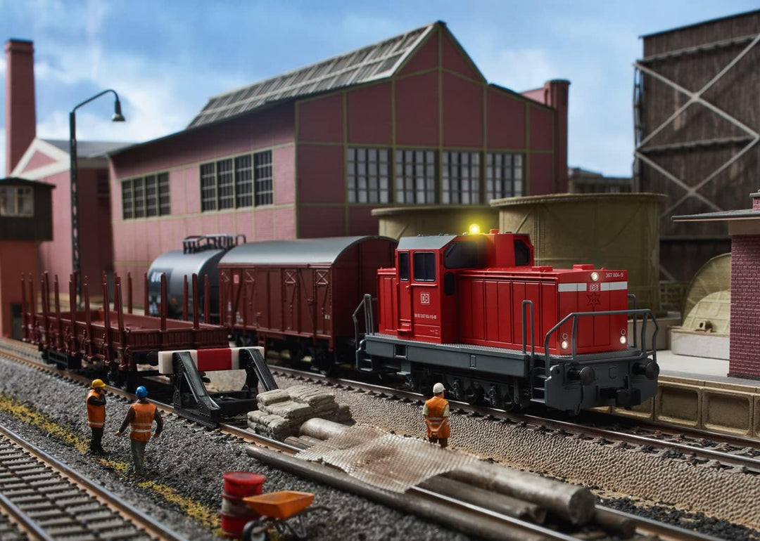 Märklin Modelleisenbahn Digital-Startpackung Moderner Rangierbetrieb 29469 – Diesel-Lokomotive mit K