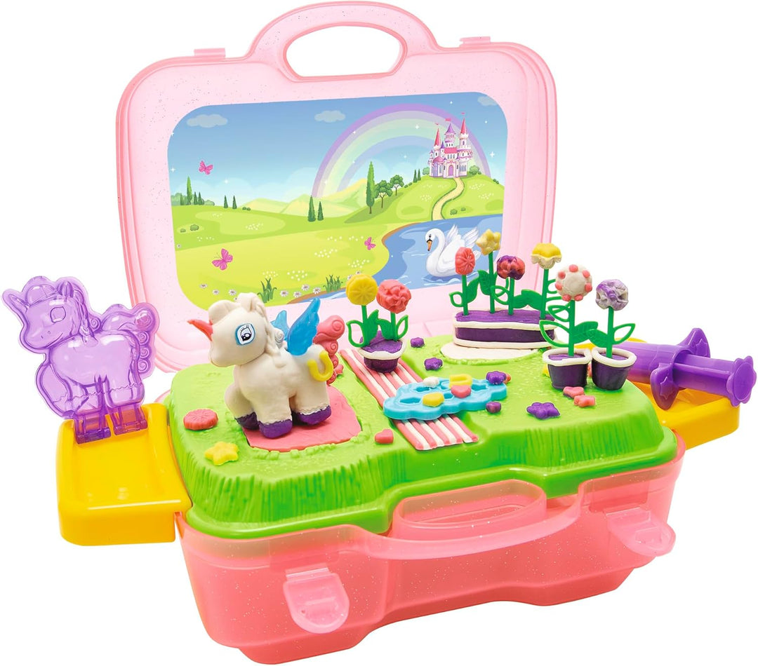 Simba 106326054 - Art und Fun Knetset Einhorn im Koffer, Plattform zum Bespielen, 4x30g Knete, 15 Te