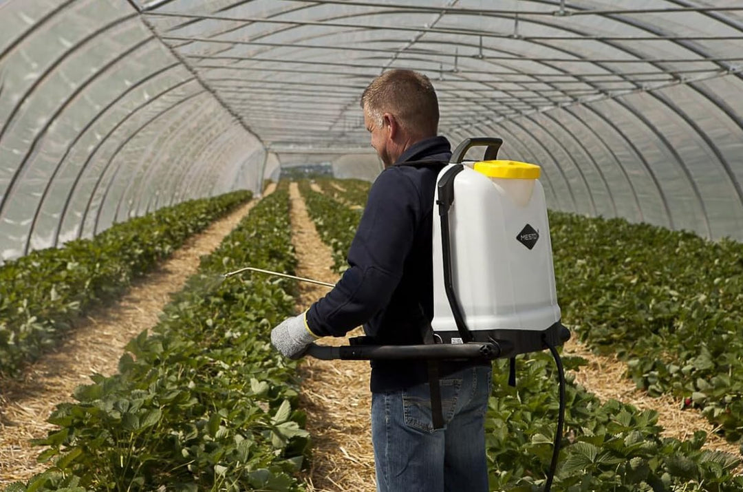 Mesto Rückensprüher Typ 3558 (Rückensprühgerät 18,0 Liter, Hohlkegeldüse Messing, Gartenspritze, max