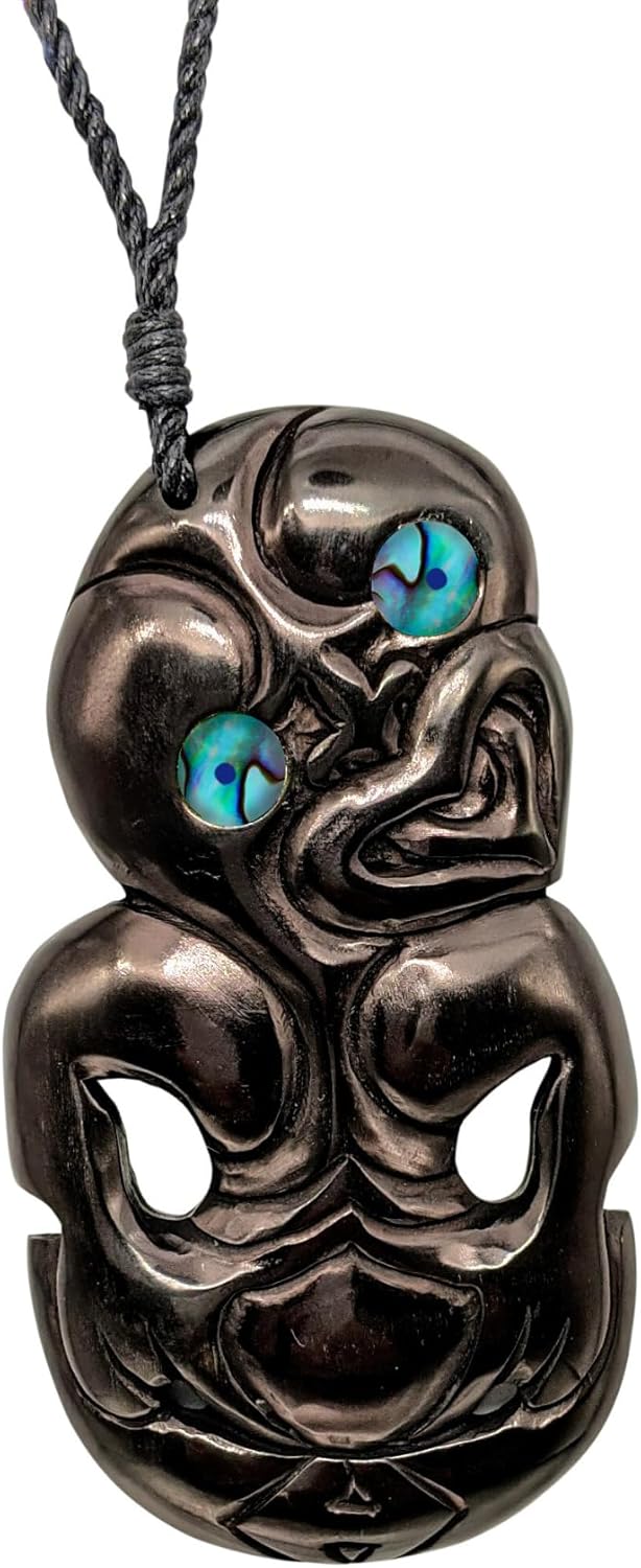 81stgeneration Unisex Geschnitzter Horn Paua Abalone Eyes Grosser HEI Tiki Anhänger Halskette