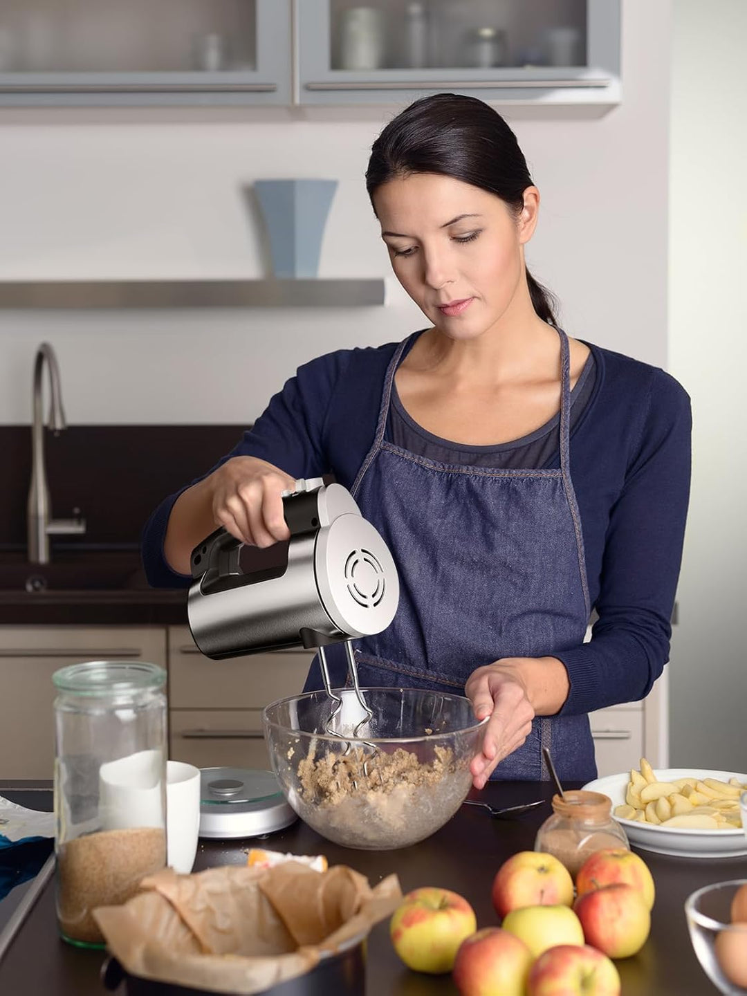 VINATO Elektrischer Handmixer, 300 Watt Handrührgerät mit 5 Geschwindigkeitsstufen, Handrührer mit 2