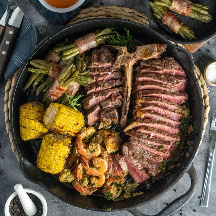 BBQ-Toro Gusseisen Bratpfanne Ø 34 cm | Gusseisen-Grillpfanne mit Griff, Stiel und zwei Ausgiesser,