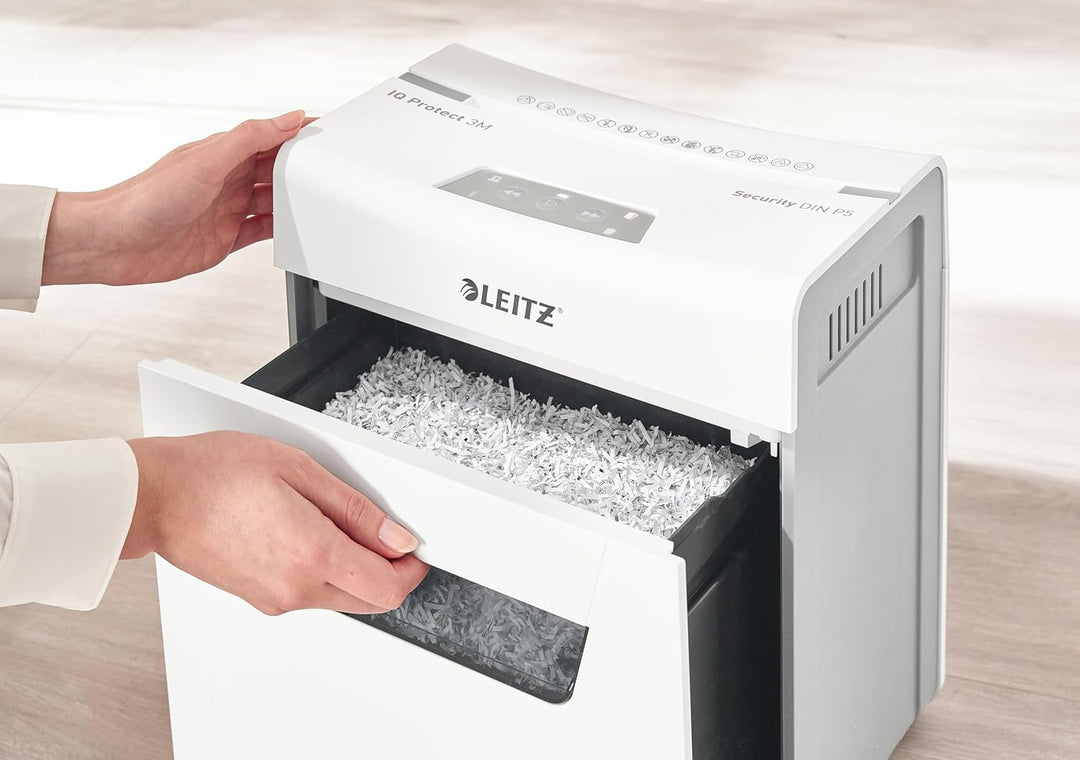 Leitz IQ 6X Premium Aktenvernichter P4 fürs Büro und Zuhause, Partikelschnitt, 7-6 Blatt (70-80 g/m²