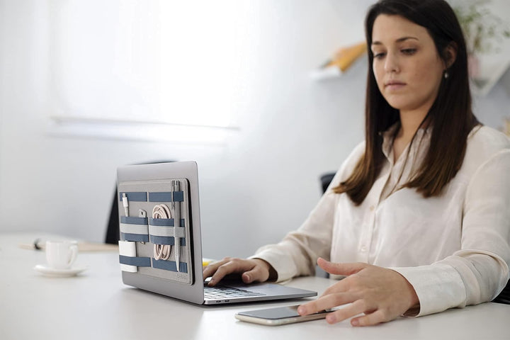 Beblau | SHIFT PRO | selbstklebender tragbarer Tech-Organizer für Laptops u. Rucksack | Büro u. Zuha