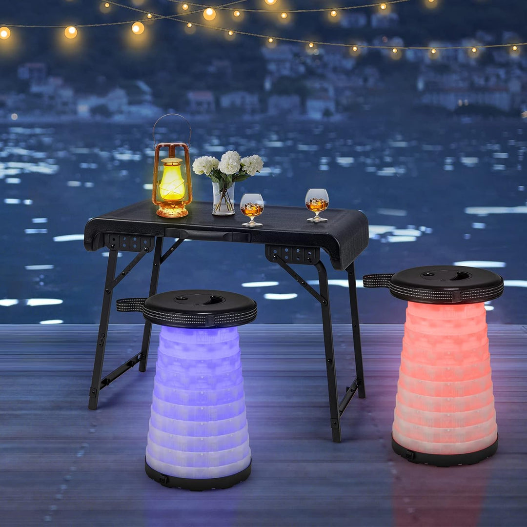 COSTWAY Tragbarer Klapptisch mit 2 LED Teleskophockern, Campingtisch und höhenverstellbarer Hocker,