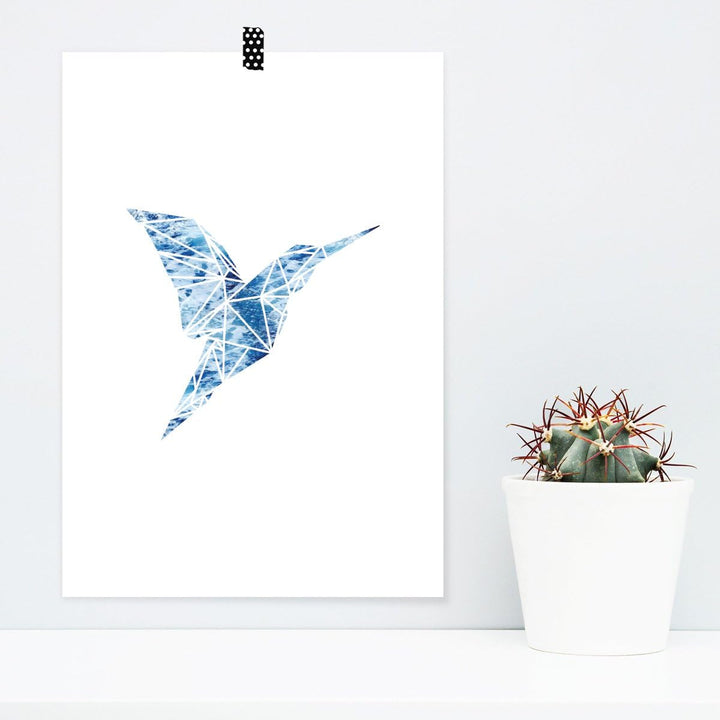 JUNIWORDS Poster mit/ohne Holzrahmen - Wähle ein Motiv - Kolibri Ozean - Wähle eine Grösse - 60 x 90
