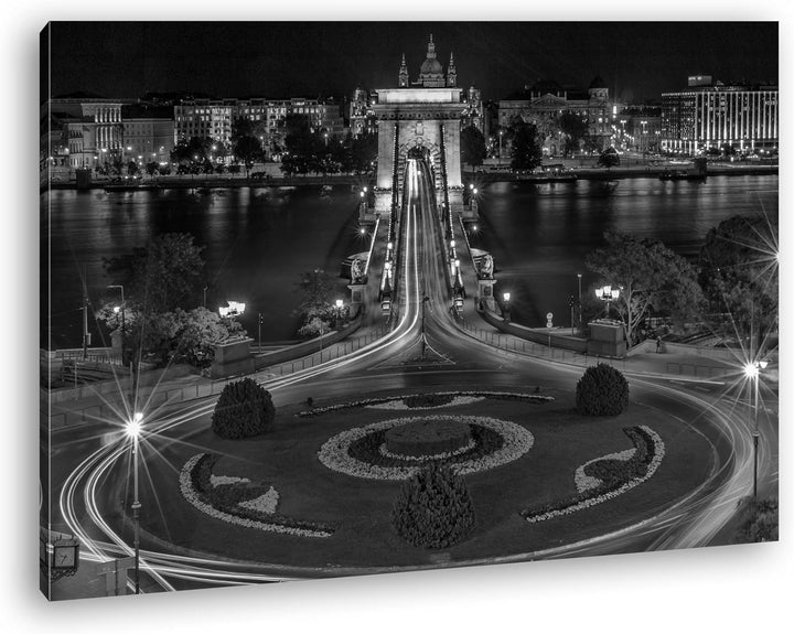 deyoli Kettenbrücke in Budapest bei Nacht Effekt: Schwarz/Weiss Format: 80x60 als Leinwand, Motiv fe