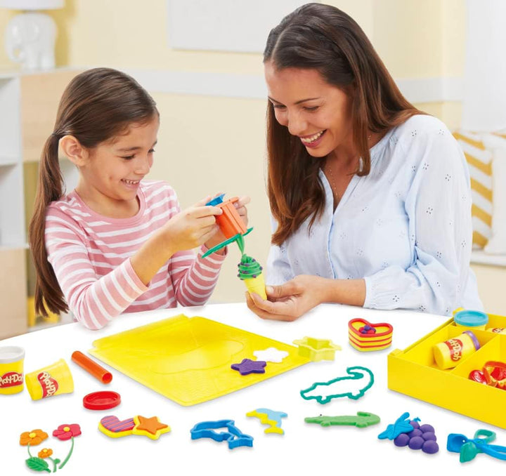 Play-Doh Grosses Knetset mit Aufbewahrungsbox für Kinder ab 3 Jahren mit 8 Farben und über 20 Knetwe