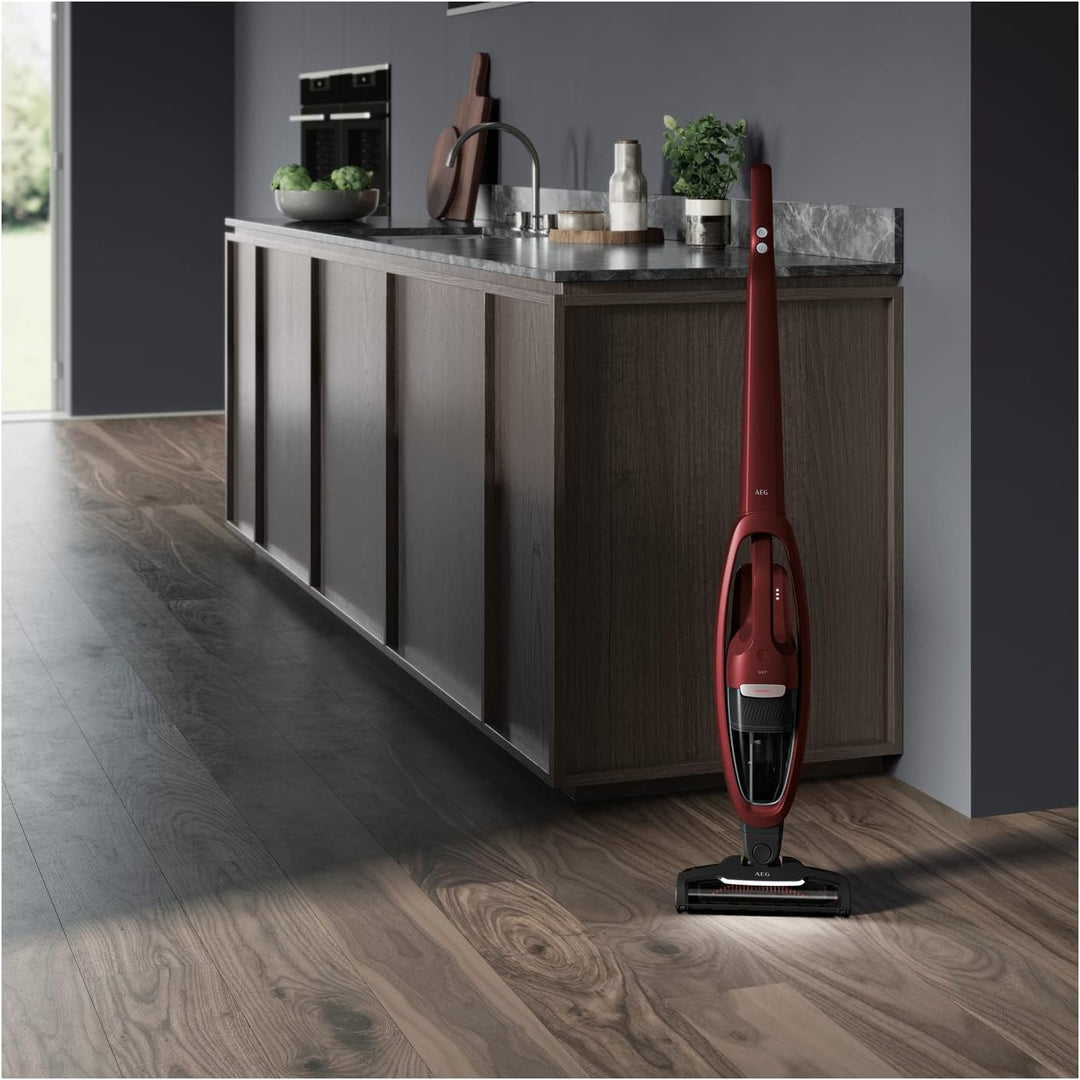 AEG QX7-1ULTAN 2in1 Akku Staubsauger / schlanke Bauform / Power-Softrolle + Multi-Bodendüse / Hartbö