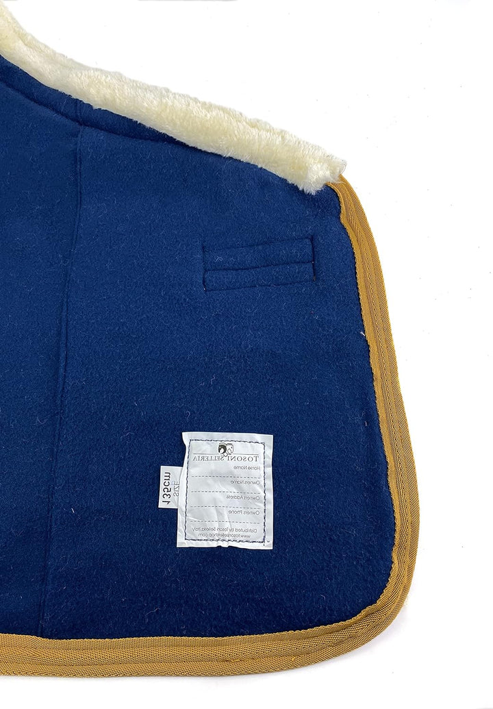 Horses, Flauschige Pile-Pferdedecke mit Pelleinsatz am Hals, für Spaziergänge ideal und bequem, mit