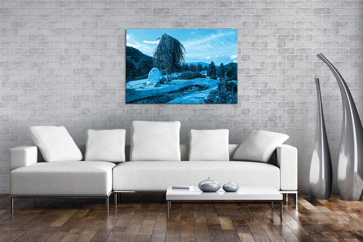 deyoli Traumhaft lechtender Garten Format: 80x60 Effekt: Monocrome Blau als Leinwandbild, Motiv fert