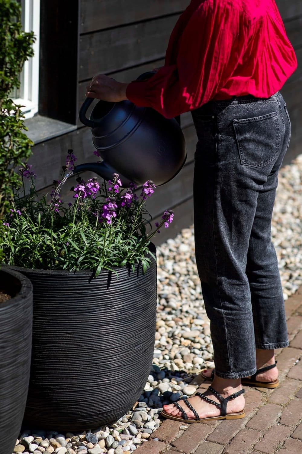 Capi Europe - Blumentopf Kugel Rib NL - 55x53 - Dunkelgrau - Öffnung Ø46 - Blumentopf für den Innen-