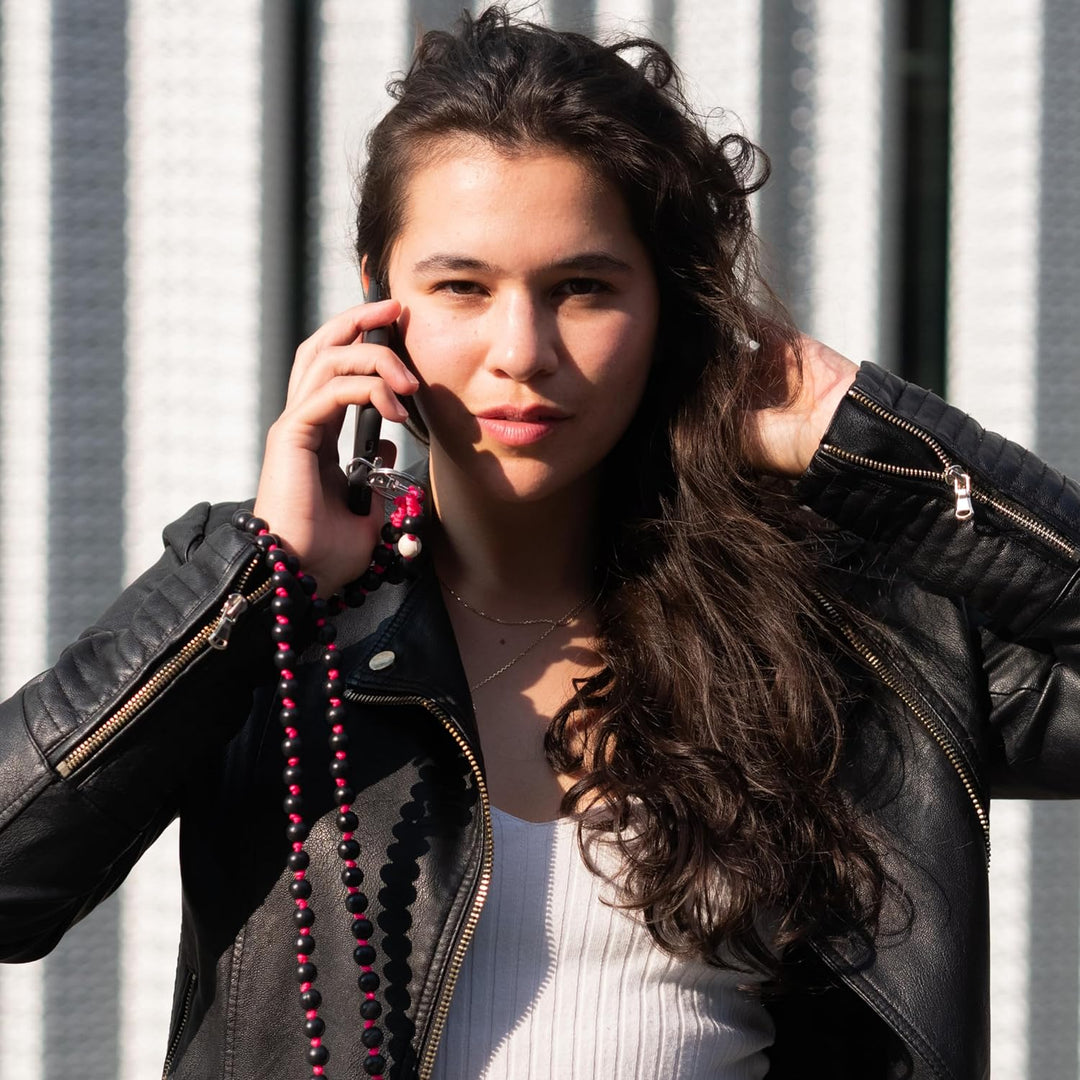 DROPLETSY Holzperlen Handykette universal, Schlüsselband, Kette, Necklace zum Umhängen - kompatibel