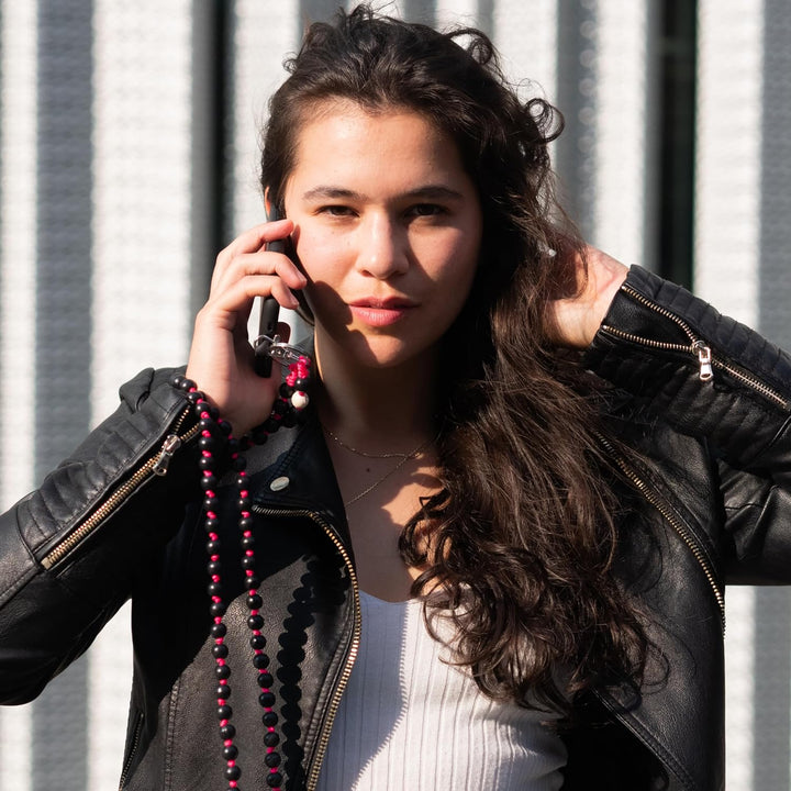 DROPLETSY Holzperlen Handykette universal, Schlüsselband, Kette, Necklace zum Umhängen - kompatibel