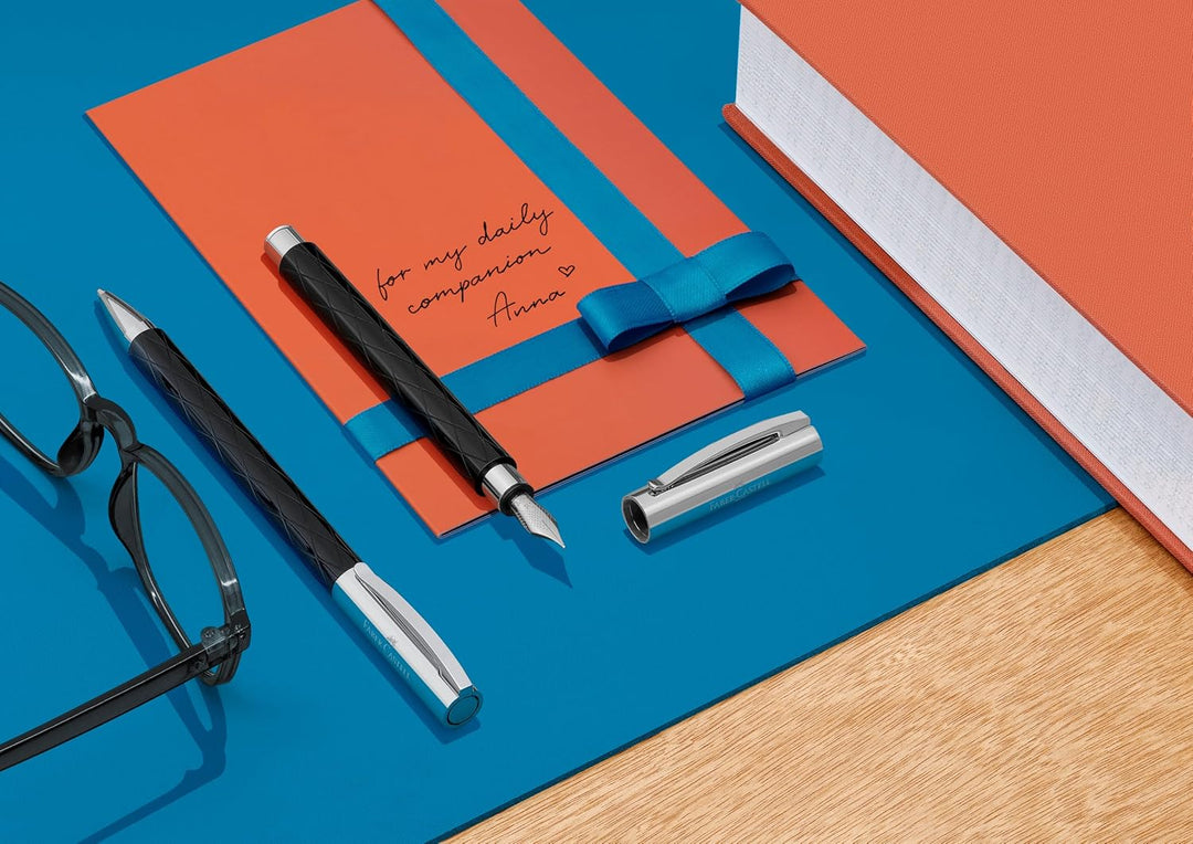 Faber-Castell 148900 - Drehkugelschreiber AMBITION Edelharz Rhombus, Mine: B, inklusive Geschenkverp